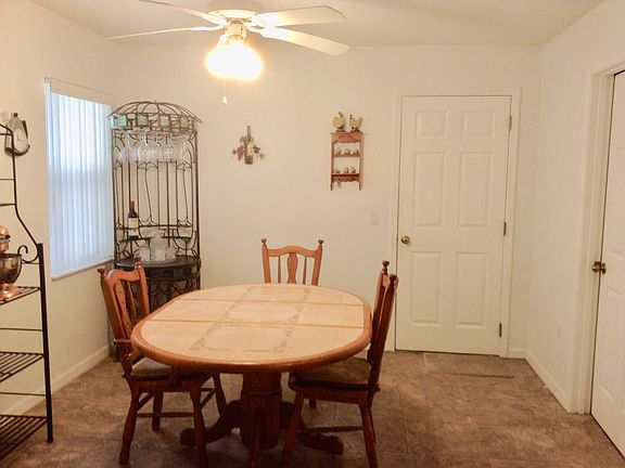 Breakfast Nook view 2