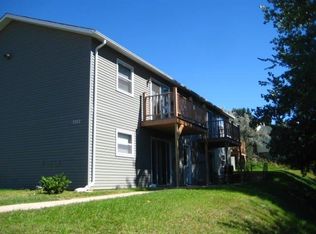 1312 13th St NW APT 4, Minot, ND 58703