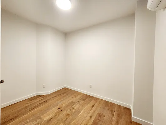 Rented by Brooklyn Property Group LLC | media 17