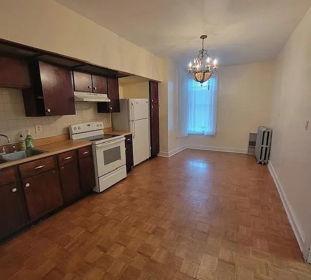 6 Eastman Ter — Photo 2