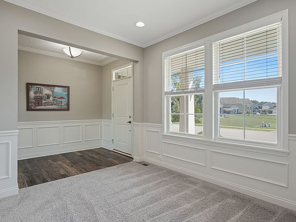 5th image of 650 Ridge Gate Dr