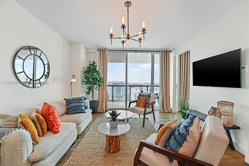 6799 Collins Ave #1506 Photo 1