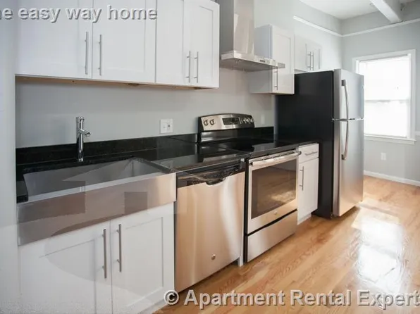 173 Rindge Ave #1LB, Cambridge, MA 02140