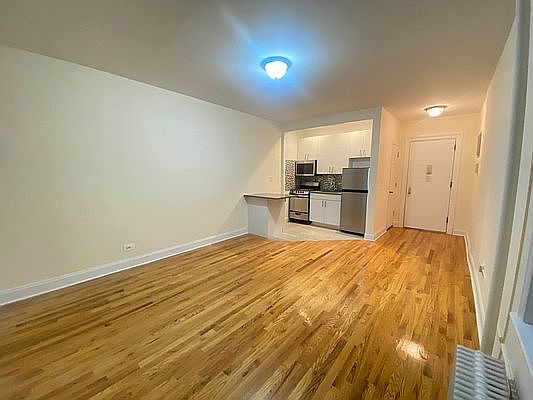 3rd image of 82-46 Lefferts Blvd #1G