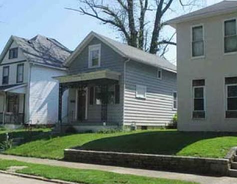 2nd image of 59 S 17th St