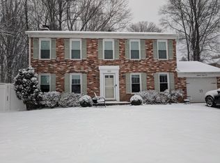 1831 Clifdale Ct, Vienna, VA 22182