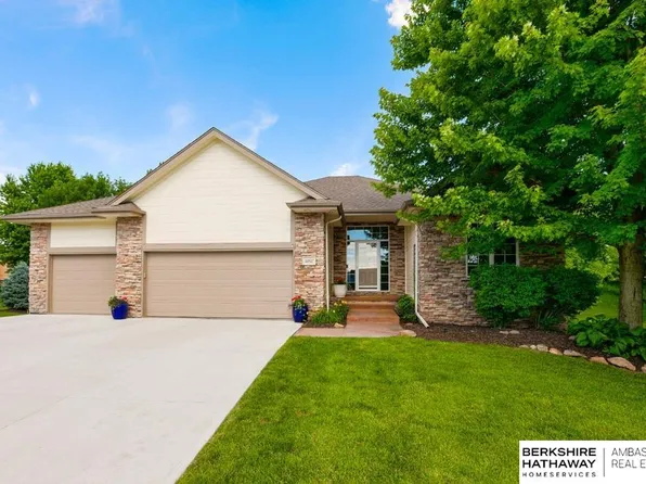 10517 S 179th St, Omaha, NE 68136