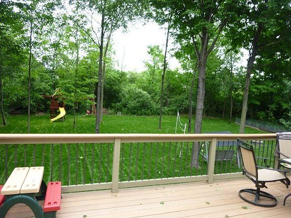 2nd image of 42864 Ashbury Dr