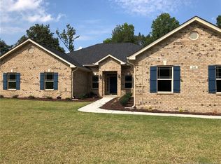 245 Planters Ln, Coats, NC 27521