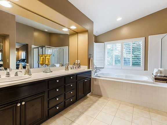 4th image of 16384 Santa Valera Ct