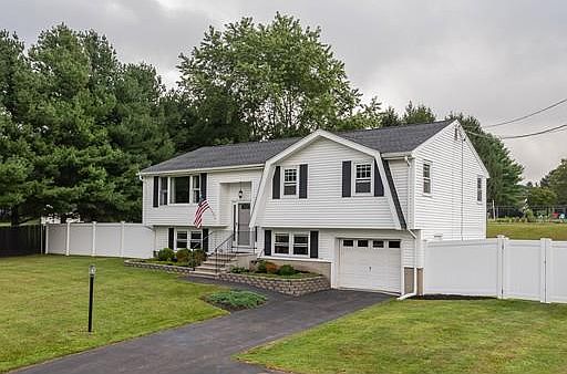 2nd image of 83 Jennings Dr