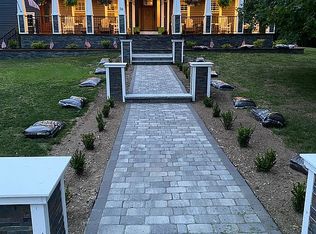 10 Southpark Ln, Mansfield, MA 02048