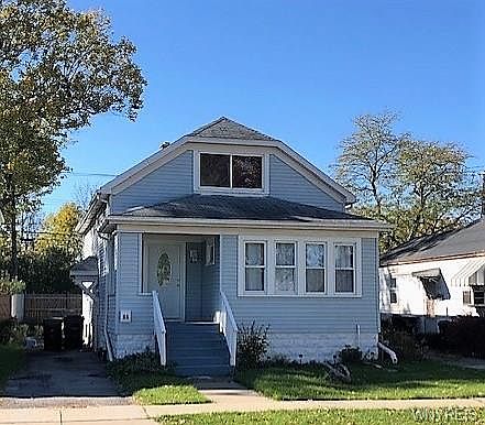 1st image of 86 Ellwood Ave