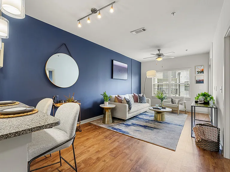 131 Ponce — Photo 10