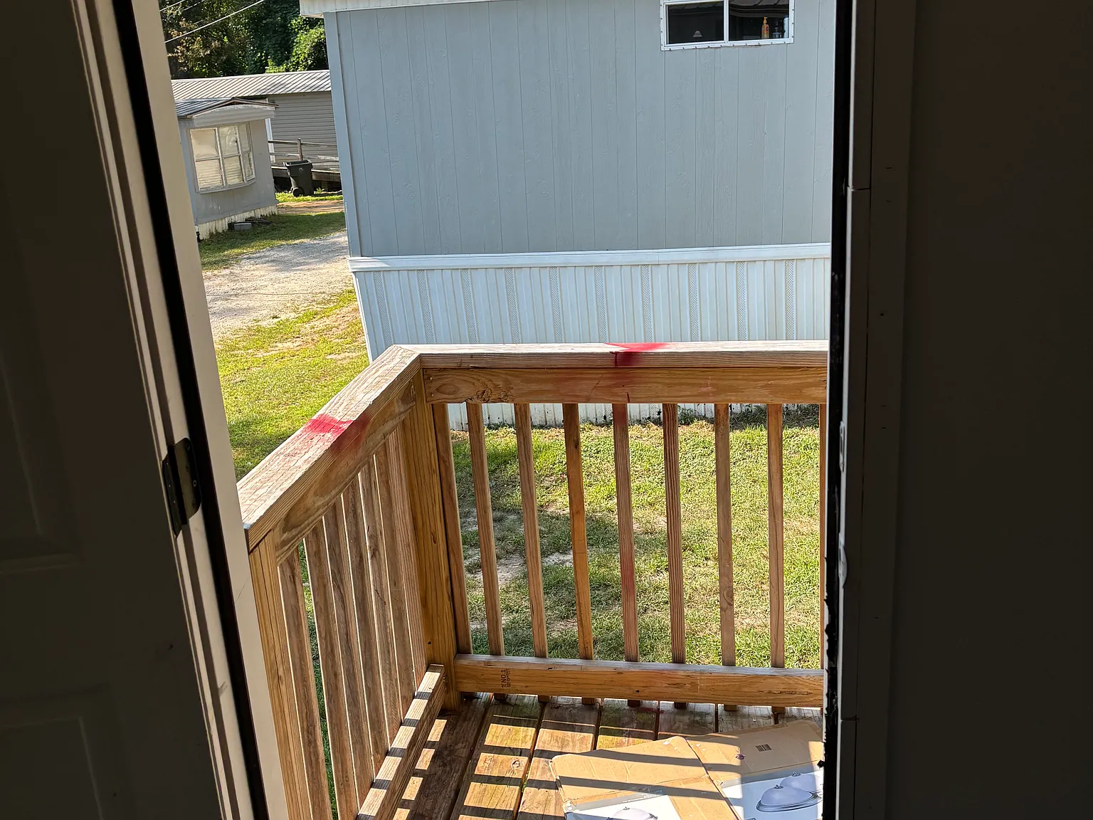 3 bed, 970 sqft, $1,100 — Photo 2