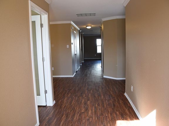 2nd image of 4525 Hounds Tail Ln