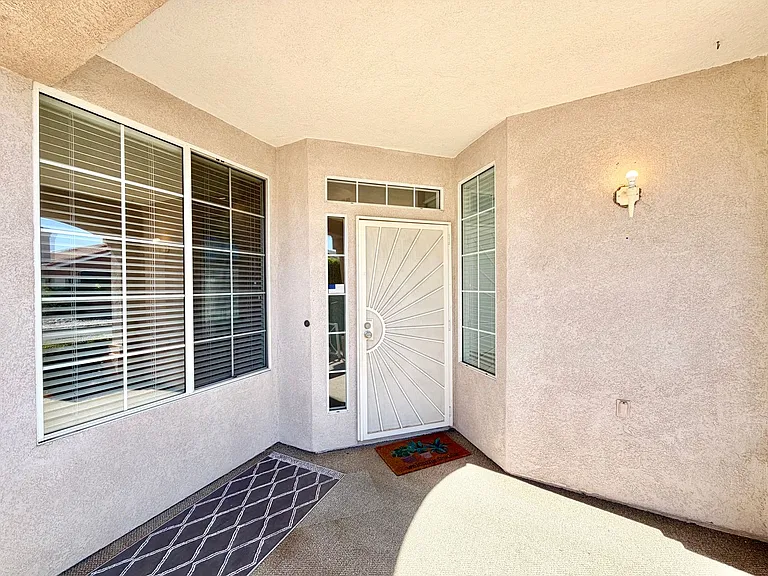26805 China Dr — Photo 4