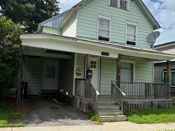 623 Rensselaer Ave, Ogdensburg, NY 13669