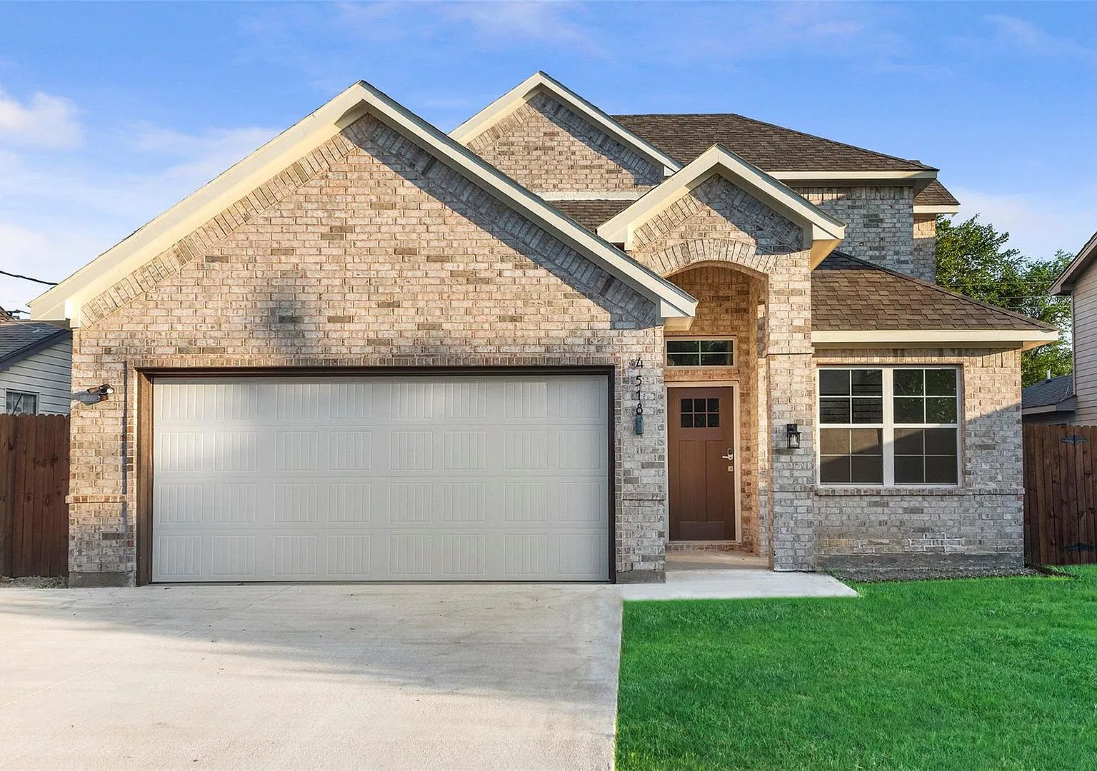 Sleek and sophisticated, this gorgeous home in the Colony offers 3 beds, and 2.5 baths. — Photo 2
