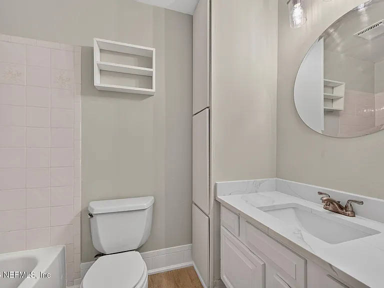 838 Lawnwood Ave NE — Photo 14