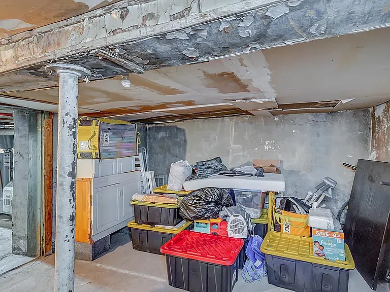 77 Wallis Ave #1F — Photo 38