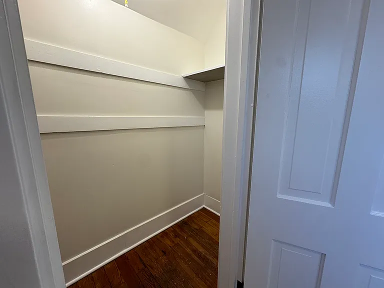 1828 Ekin Ave #2 — Photo 18