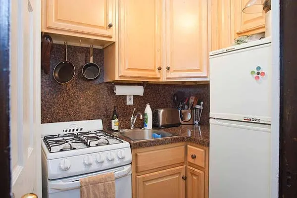 Rented by (Legacy) NY Quality Living Uptown | media 22