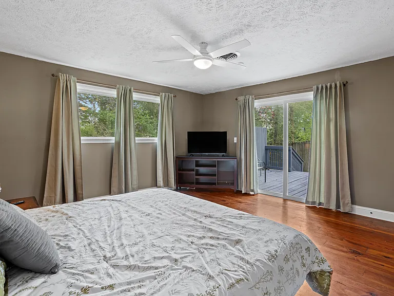 1727 Meadowbrook Rd — Photo 13