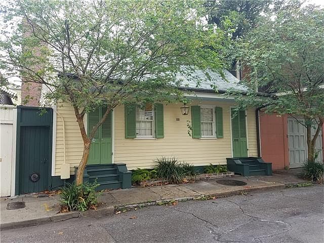 1st image of 809 Gov Nicholls St