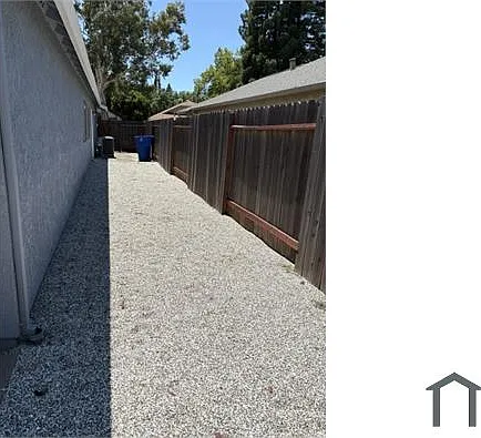 1325 Senida Way — Photo 12