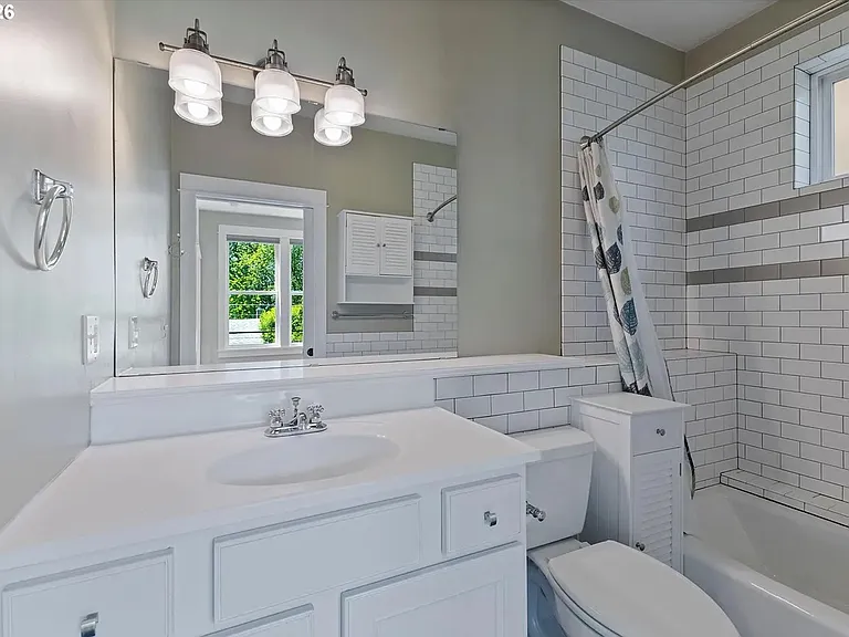 7611 SW Fulton Park Pl — Photo 5