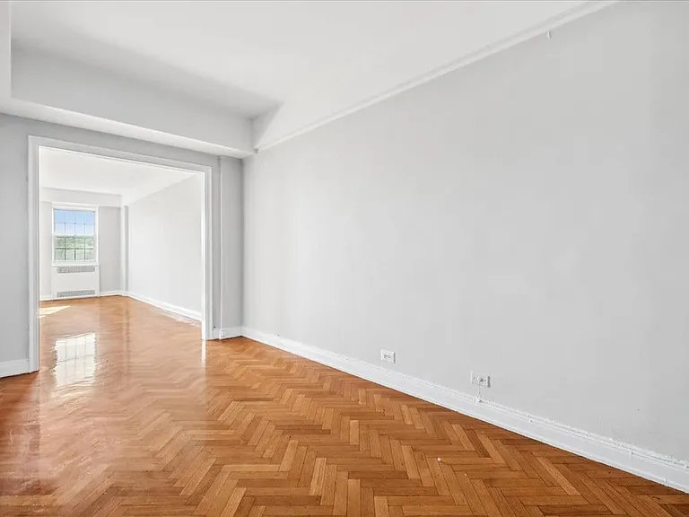 45 Popham Rd #5L — Photo 5