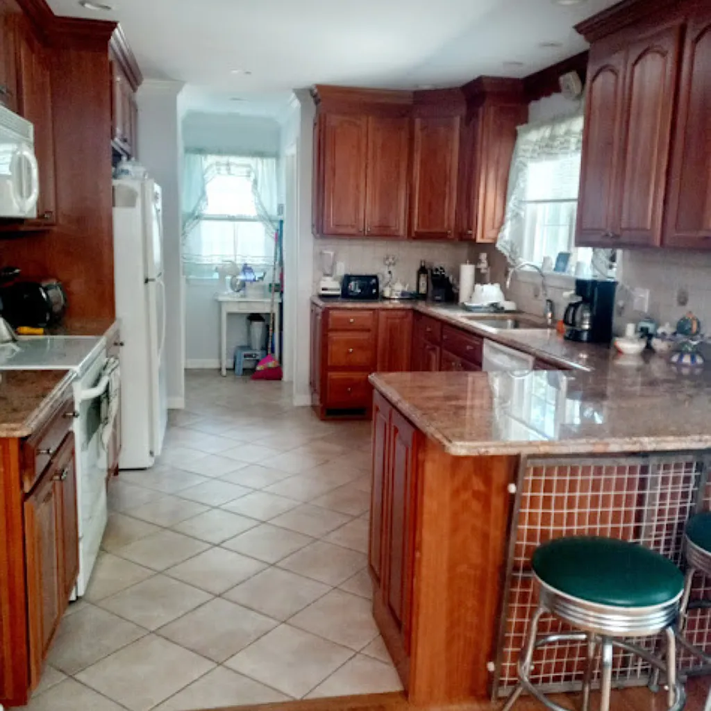 Beach House in Private Bayberry Community!! — Photo 4