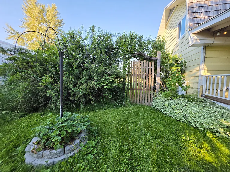 199 N Riley Creek Rd — Photo 12