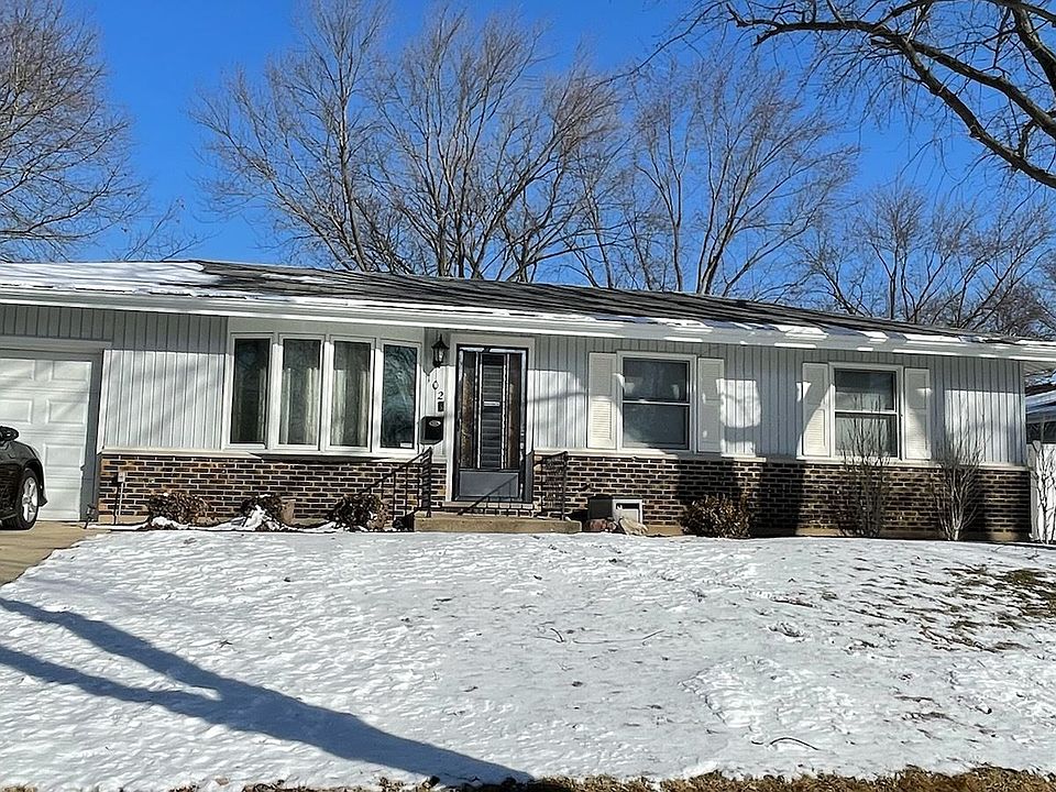 1st image of 102 Diane Dr