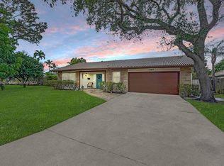 207 NW 11th Ave, Boca Raton, FL 33486