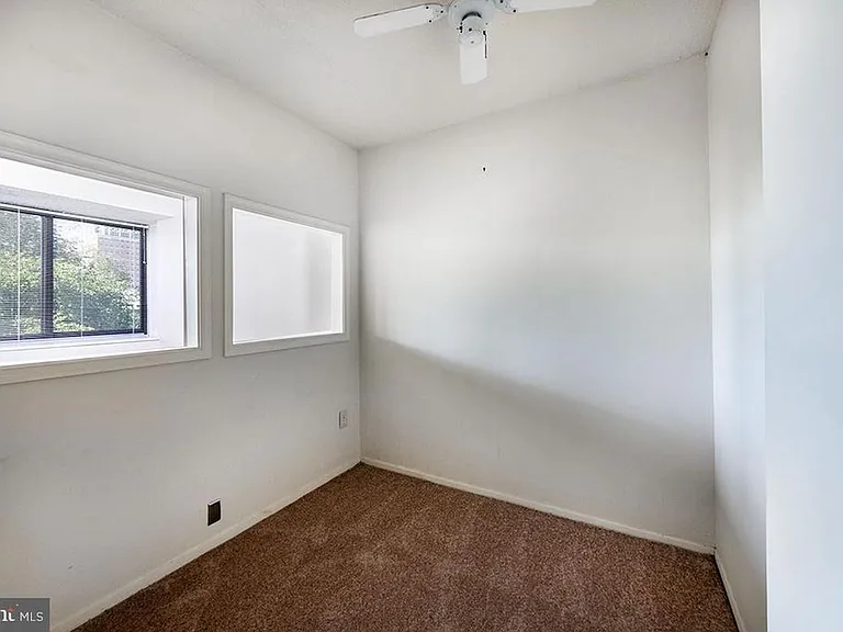 4141 N Henderson Rd #315 — Photo 8