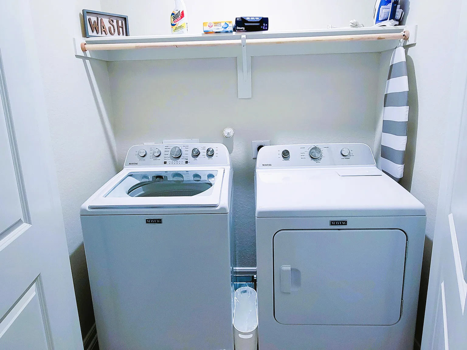 Stylish 3Bedroom Townhome MoveIn Ready! — Photo 4