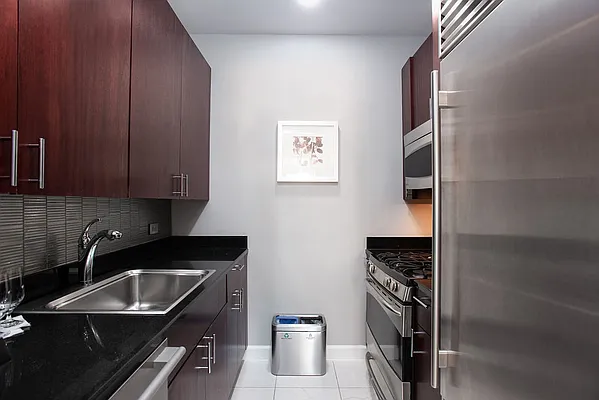 Sold by Trump International Realty | media 30