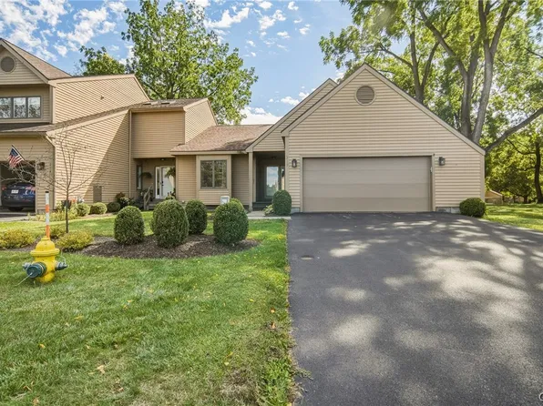 212 White Heron Cir, Fayetteville, NY 13066
