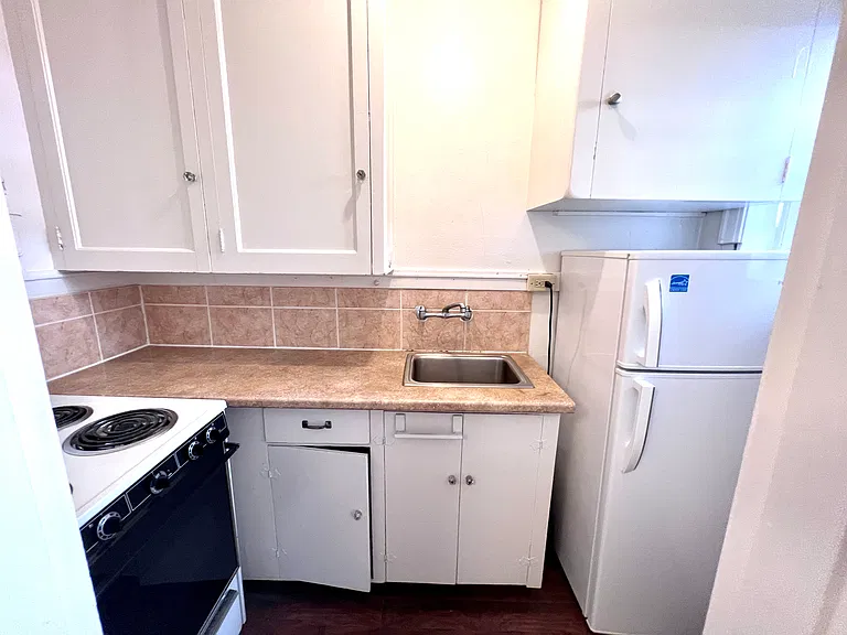 Levere Apartments — Photo 3