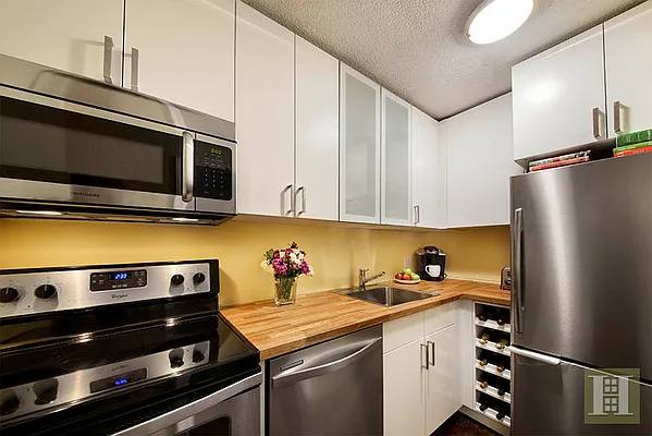 Sold by Halstead Real Estate | media 13
