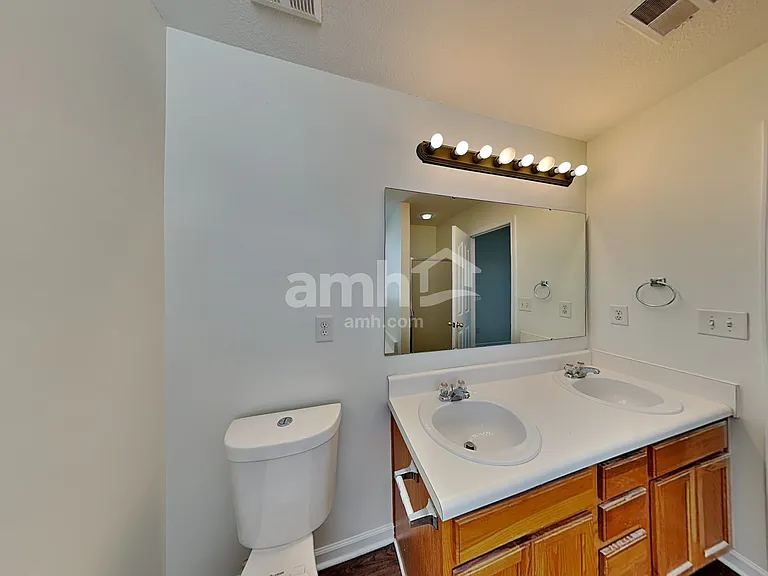 2632 Forest Grove Ct — Photo 11