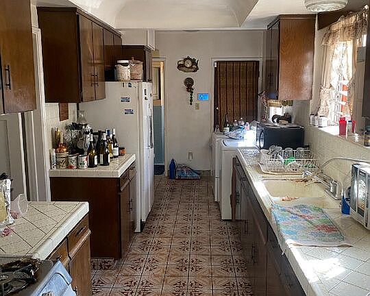 3rd image of 3924 Dublin Ave