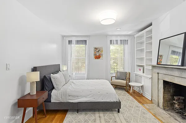 Sold by Corcoran | media 7