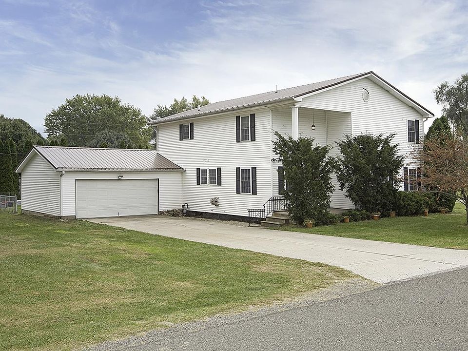 1st image of 60398 County Road 113