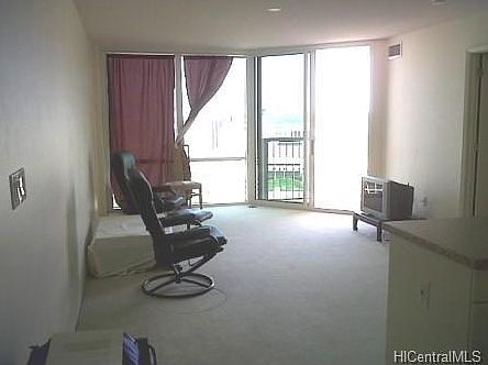 2nd image of 801 King St APT 4005