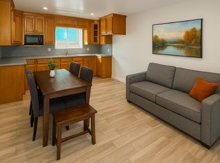 600 N Willow Ave #C, Compton, CA 90221