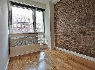 212 E 14th St APT 4F, New York, NY 10003