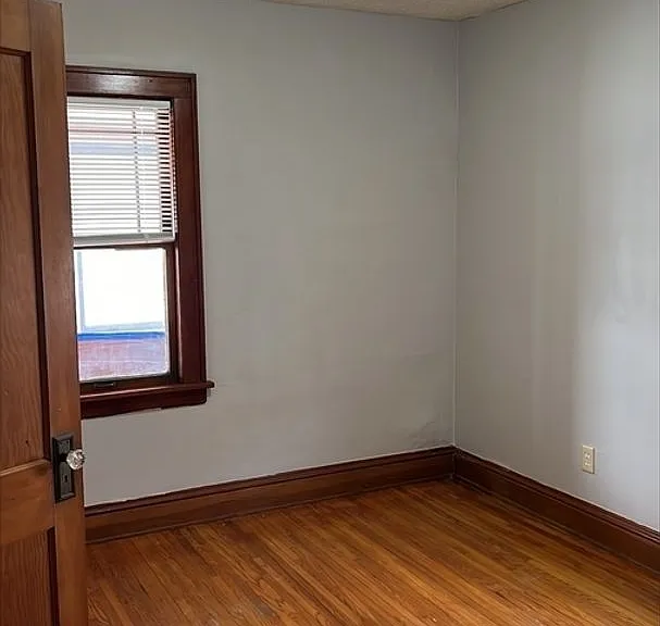 3451 Morgan Ave N — Photo 9